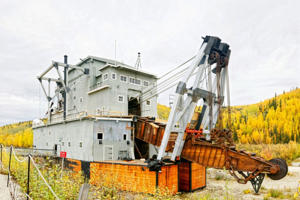 Yukon - Klondike - Drague extractrice d'or